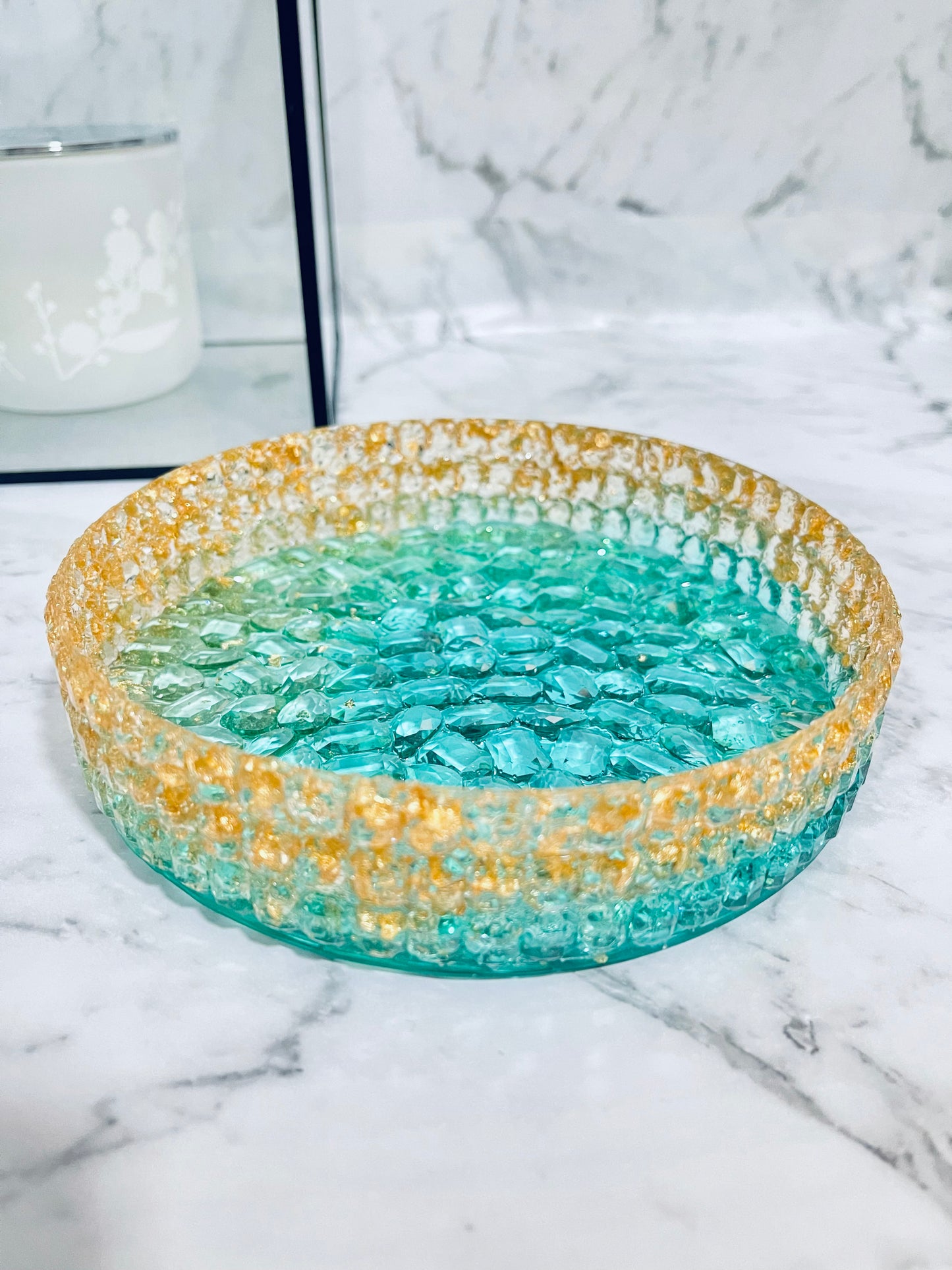 Creative Resin - Round Jewellery Tray / Jewellery Plate (two colours mixed)