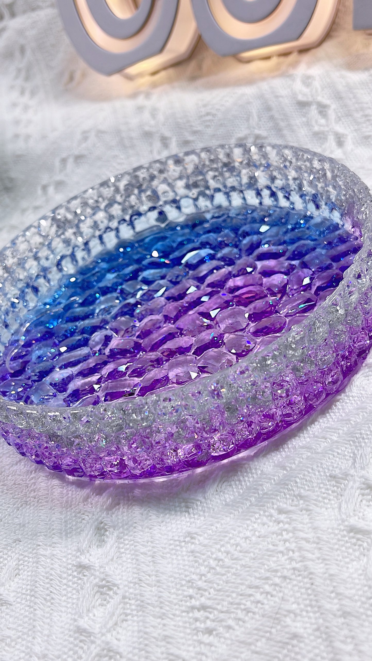 Creative Resin - Round Jewellery Tray / Jewellery Plate (three colours mixed)