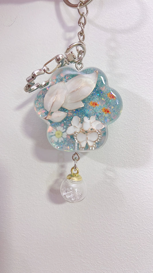 Creative Resin Cats Claws - Ceramics Flower Keychain Keyring