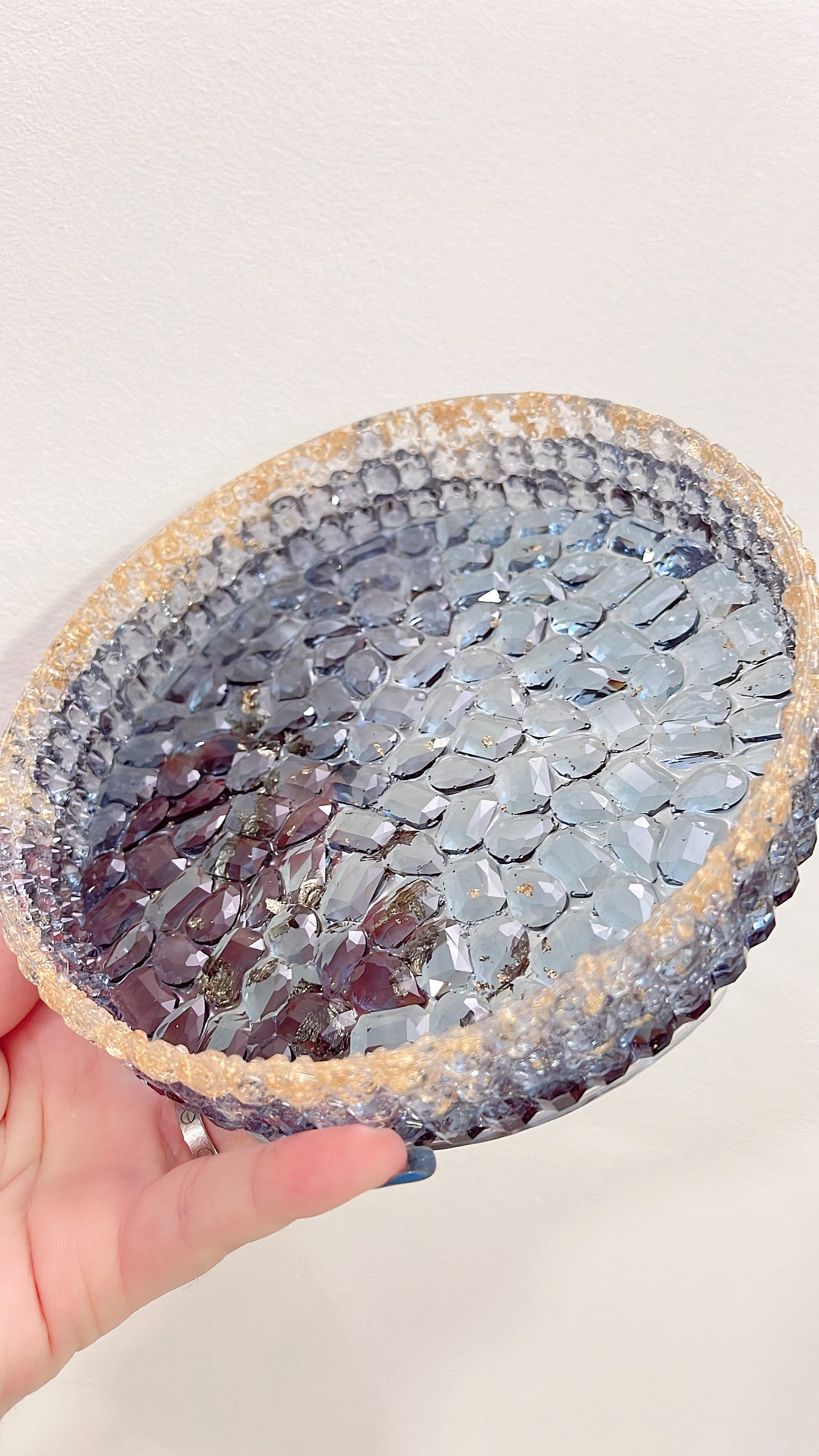Creative Resin - Round Jewellery Tray / Jewellery Plate (two colours mixed)