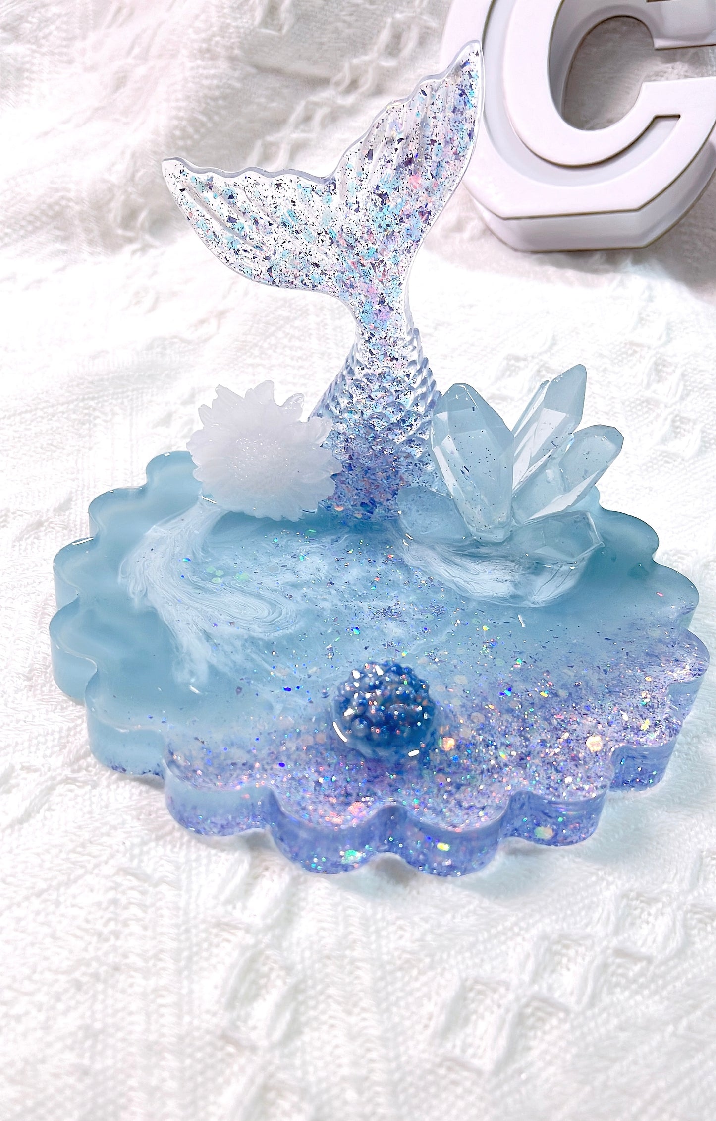 Creative Resin - The Mermaid Phone Stand