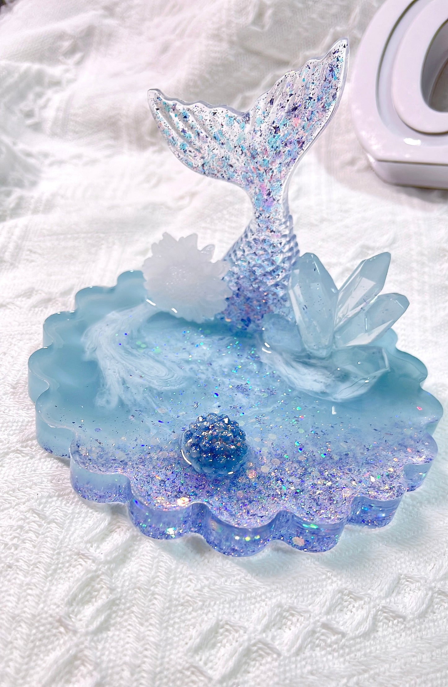 Creative Resin - The Mermaid Phone Stand