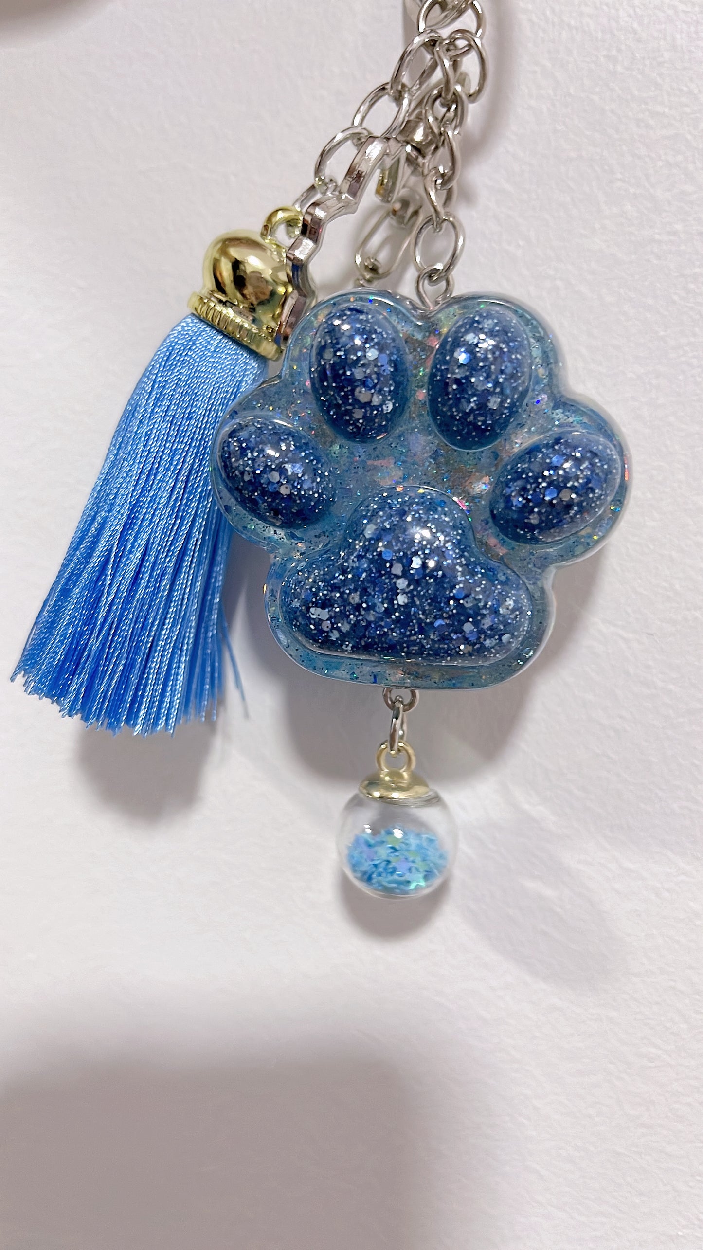 Creative Resin Cats Claws - Design Keychain Keyring