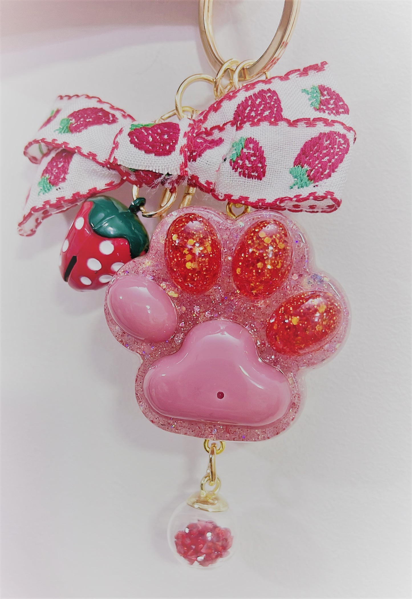 Creative Resin Cats Claws - Cherry Keychain Keyring